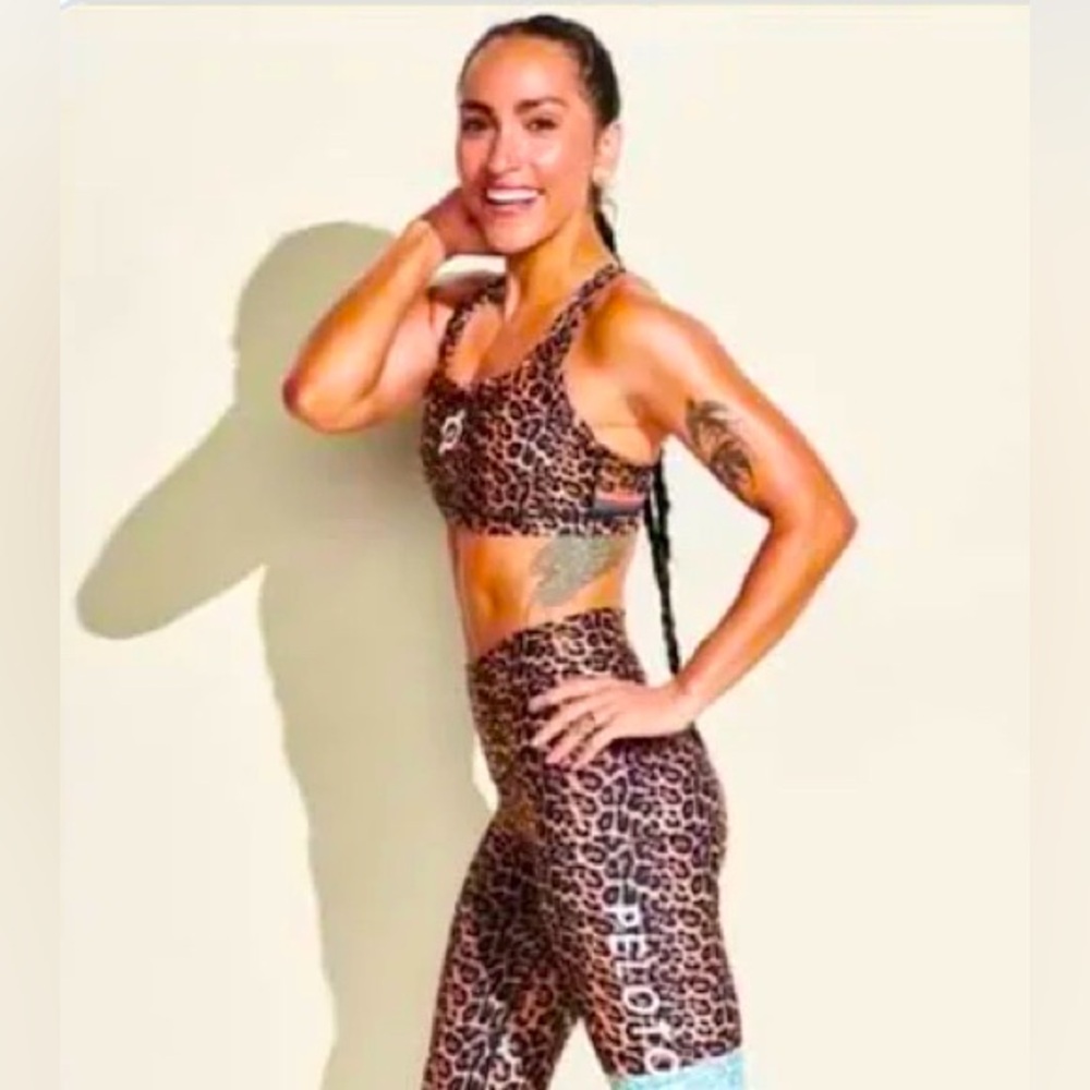 RARE - With Women's Peloton Real Cheetah Capri Leggings Sz XL